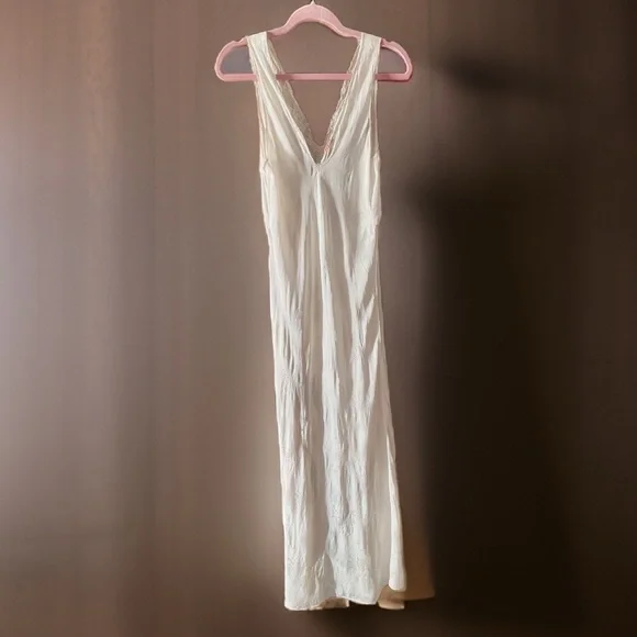 Antique C1900s ‘City of Paris’ San Francisco L’Elegance Silk night slip gown - Picture 4 of 16